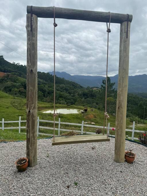 Cabana Recanto Do Arruda Para Casal Em Aguas Mornas מראה חיצוני תמונה
