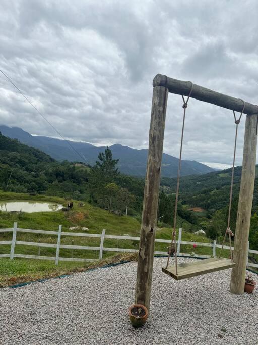 Cabana Recanto Do Arruda Para Casal Em Aguas Mornas מראה חיצוני תמונה