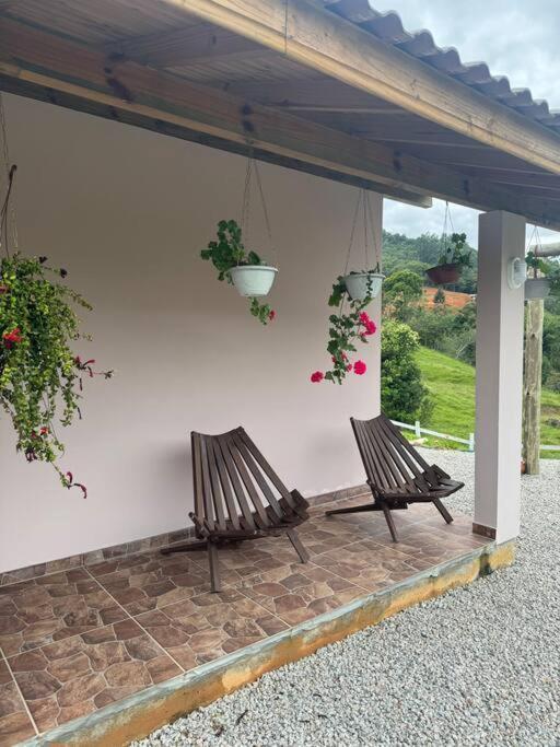 Cabana Recanto Do Arruda Para Casal Em Aguas Mornas מראה חיצוני תמונה